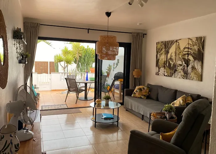 One Bedroom Playa Bastian Appartement